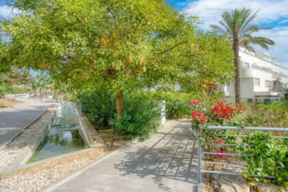 2afc80a062c8df9961687e9edae995dc - 21