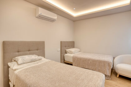 2afc80a062c8df9961687e9edae995dc - 8