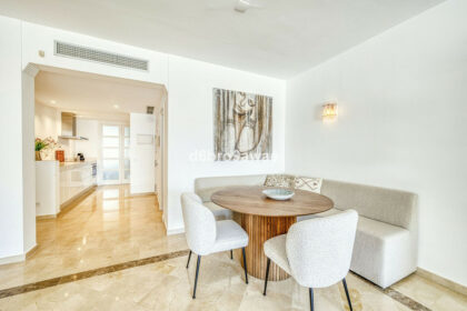 2ba9afe51884e1cbcbec897971f4df99 - 22