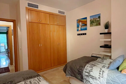 2bfeb4d451c4936a440212bed5c1a6ee - 18