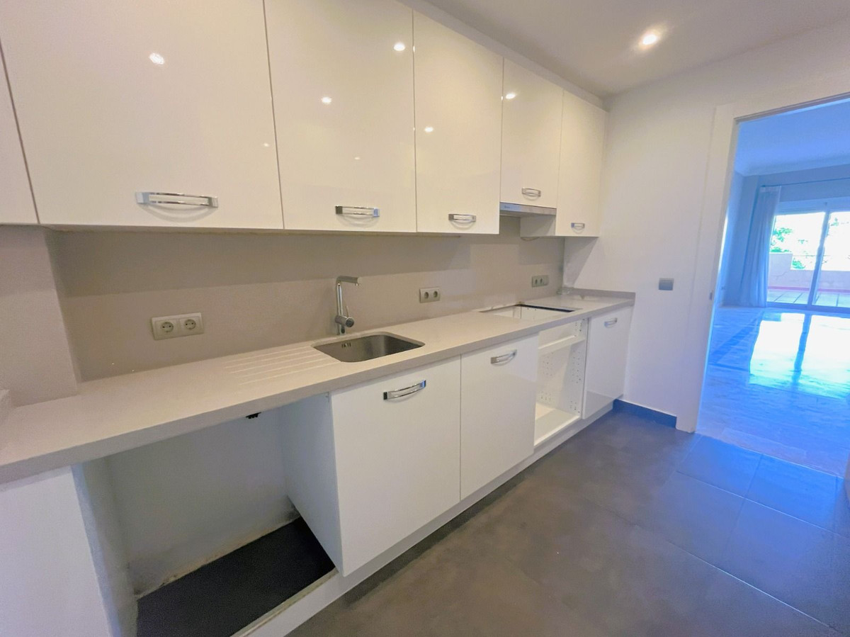 2c27131b25abaa28c7e4f04976d1cfd4 - 32