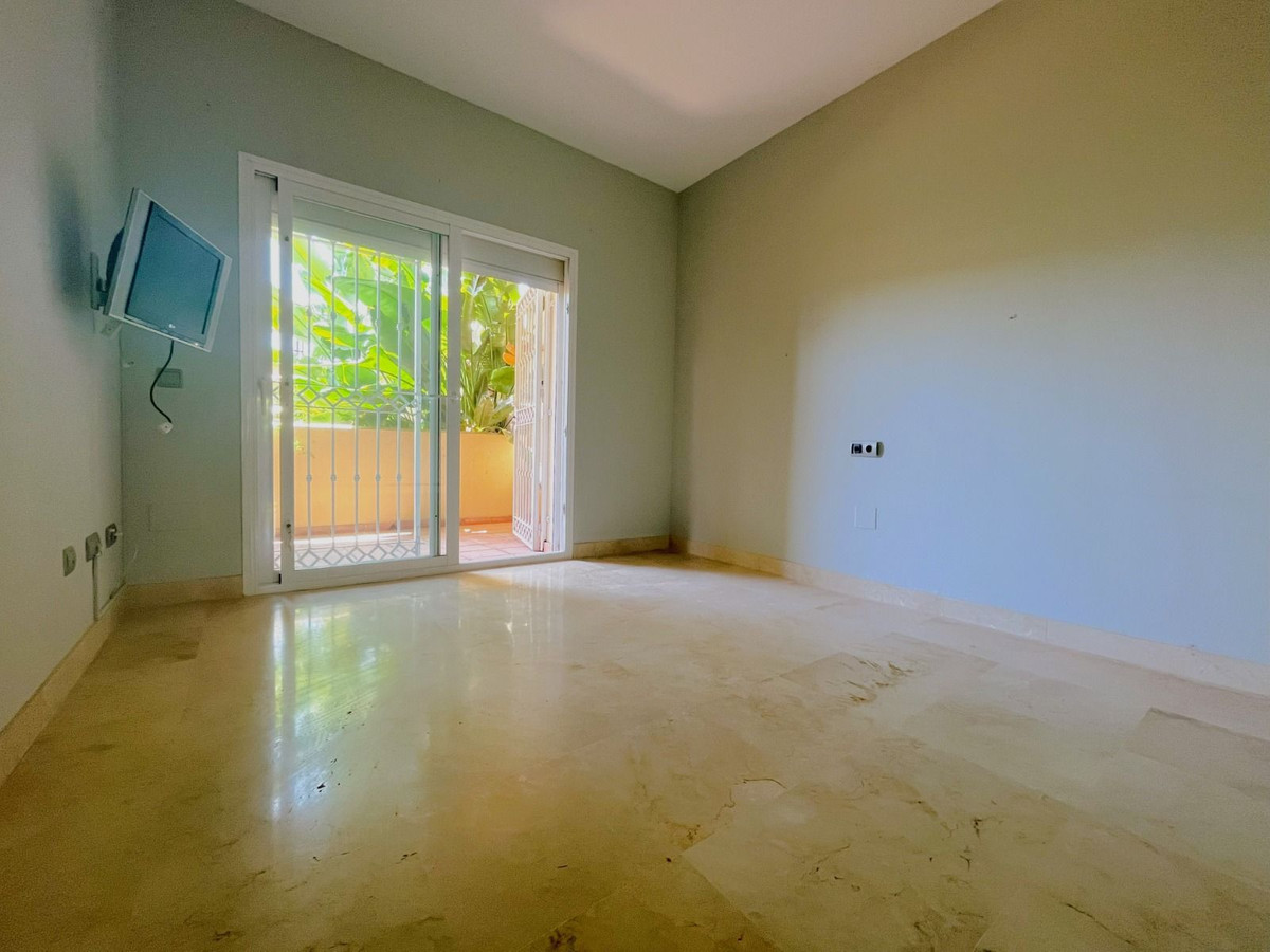 2c27131b25abaa28c7e4f04976d1cfd4 - 36