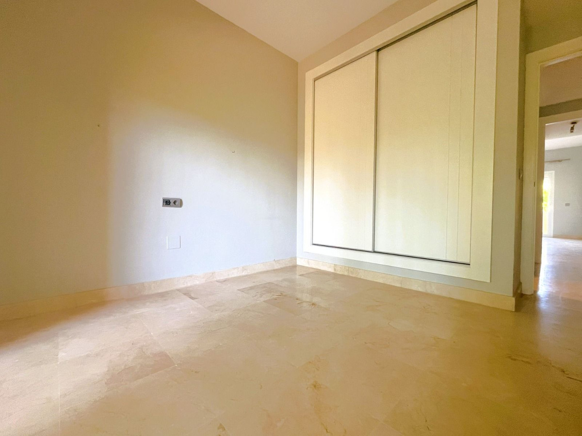 2c27131b25abaa28c7e4f04976d1cfd4 - 37