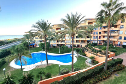 2c3979b80ae433c8aef9f50afd881794 - 1