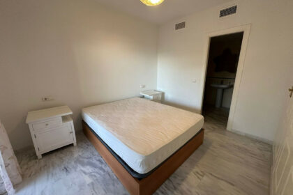 2c3979b80ae433c8aef9f50afd881794 - 14