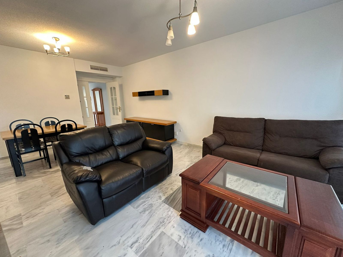 2c3979b80ae433c8aef9f50afd881794 - 17