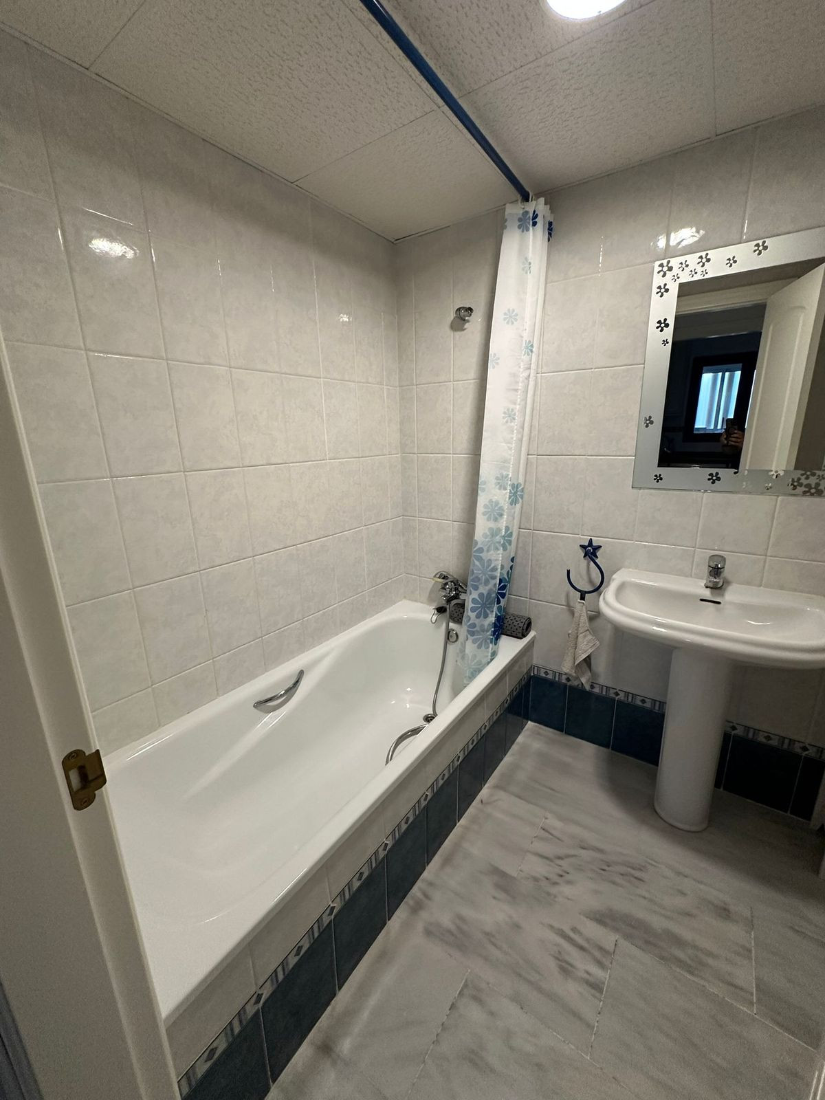 2c3979b80ae433c8aef9f50afd881794 - 19