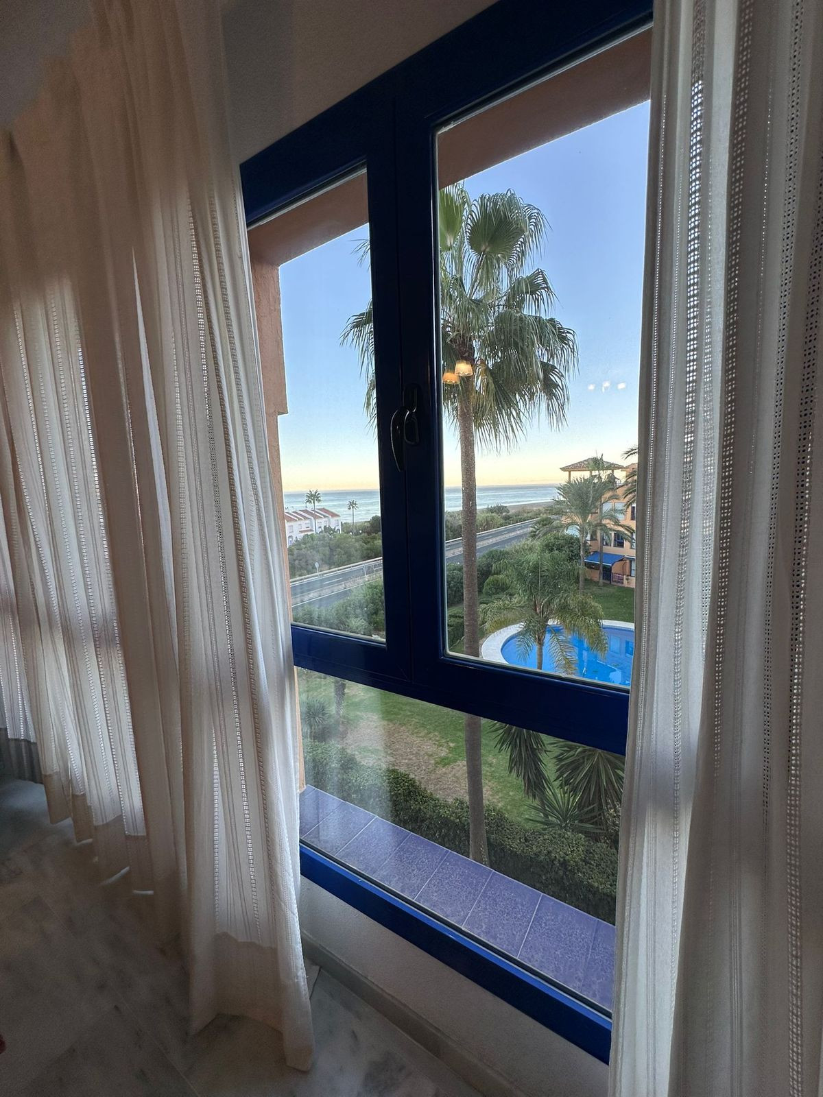 2c3979b80ae433c8aef9f50afd881794 - 23