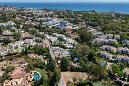 2c76a616c46e24c0f88bc04528143f72 - 10