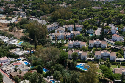 2c76a616c46e24c0f88bc04528143f72 - 12