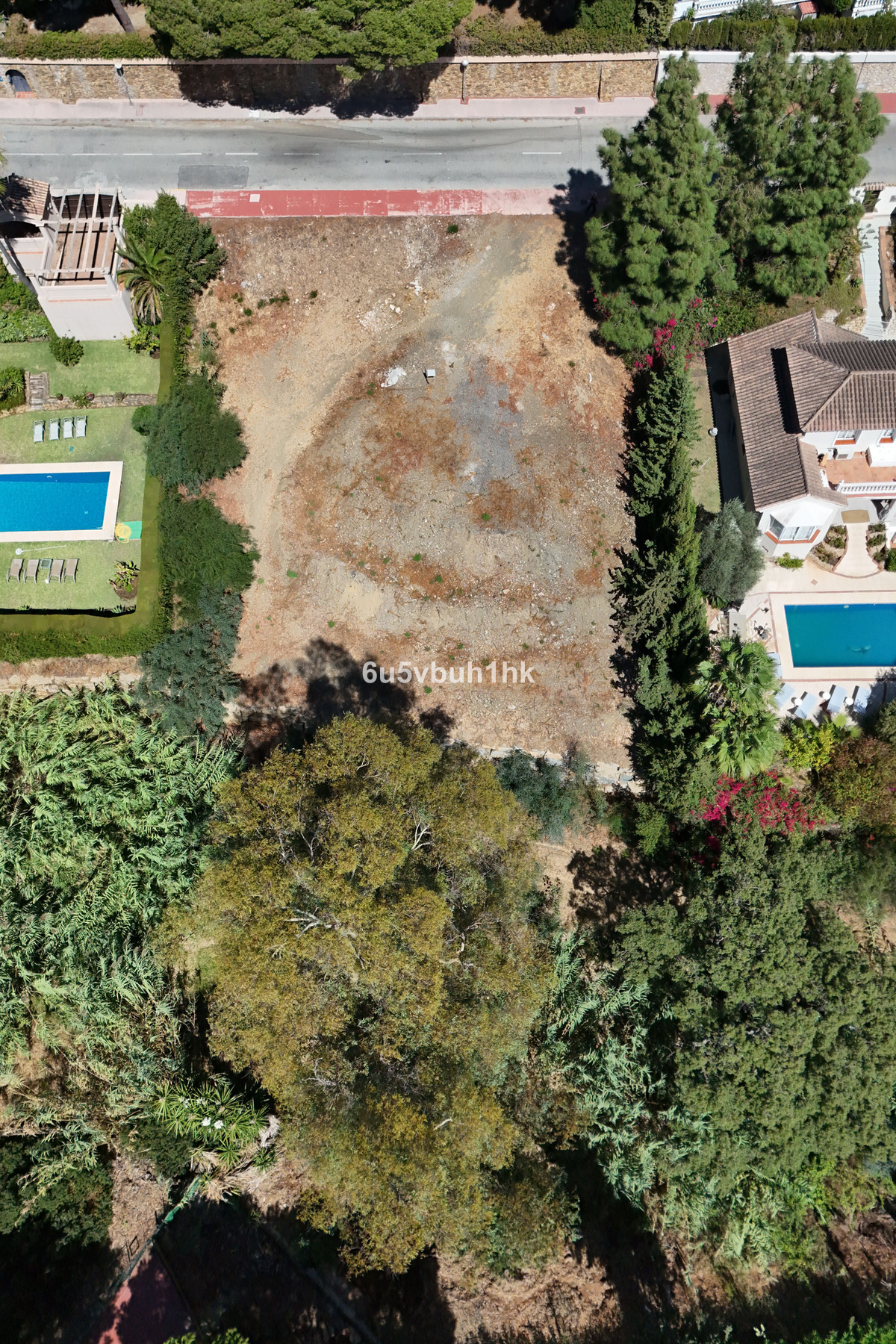 2c76a616c46e24c0f88bc04528143f72 - 13