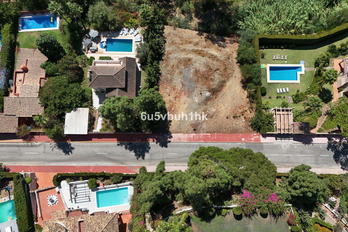 2c76a616c46e24c0f88bc04528143f72 - 2