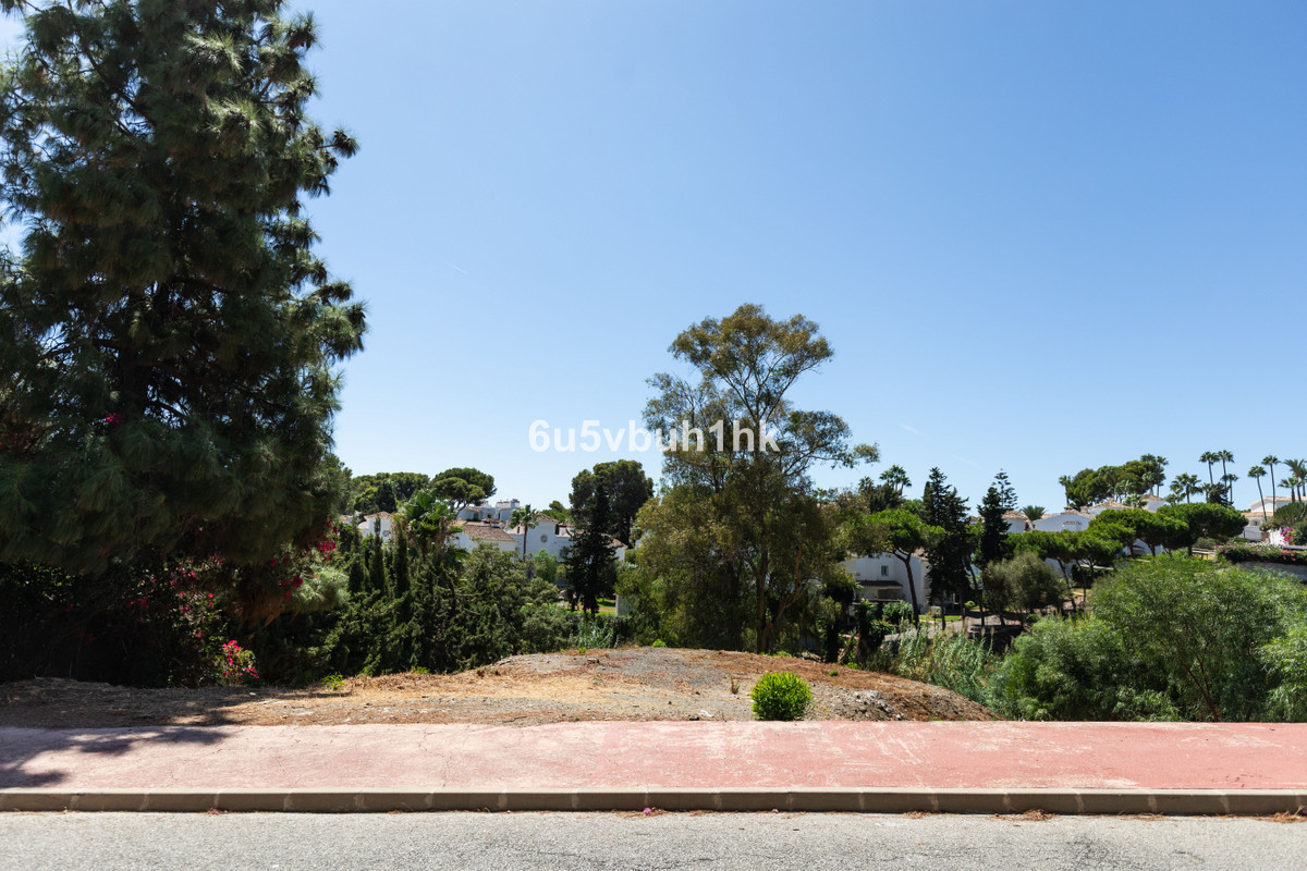 2c76a616c46e24c0f88bc04528143f72 - 5