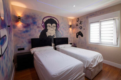 2ca1b0706a232c2bc4889fadd8a593a8 - 13