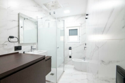 2ca1b0706a232c2bc4889fadd8a593a8 - 19