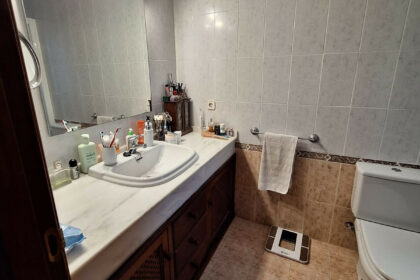 2d4ee5e9e07a5abf7e5fb667c6d38c30 - 17