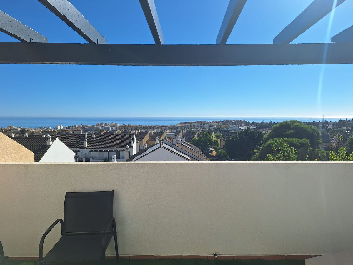 2d4ee5e9e07a5abf7e5fb667c6d38c30 - 2