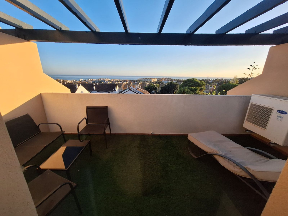 2d4ee5e9e07a5abf7e5fb667c6d38c30 - 24