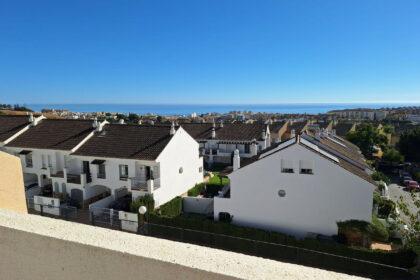 2d4ee5e9e07a5abf7e5fb667c6d38c30 - 27