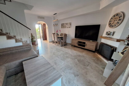 2d4ee5e9e07a5abf7e5fb667c6d38c30 - 8