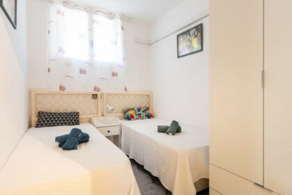 2d840ce85de1c9078ca105475c487e4d - 8