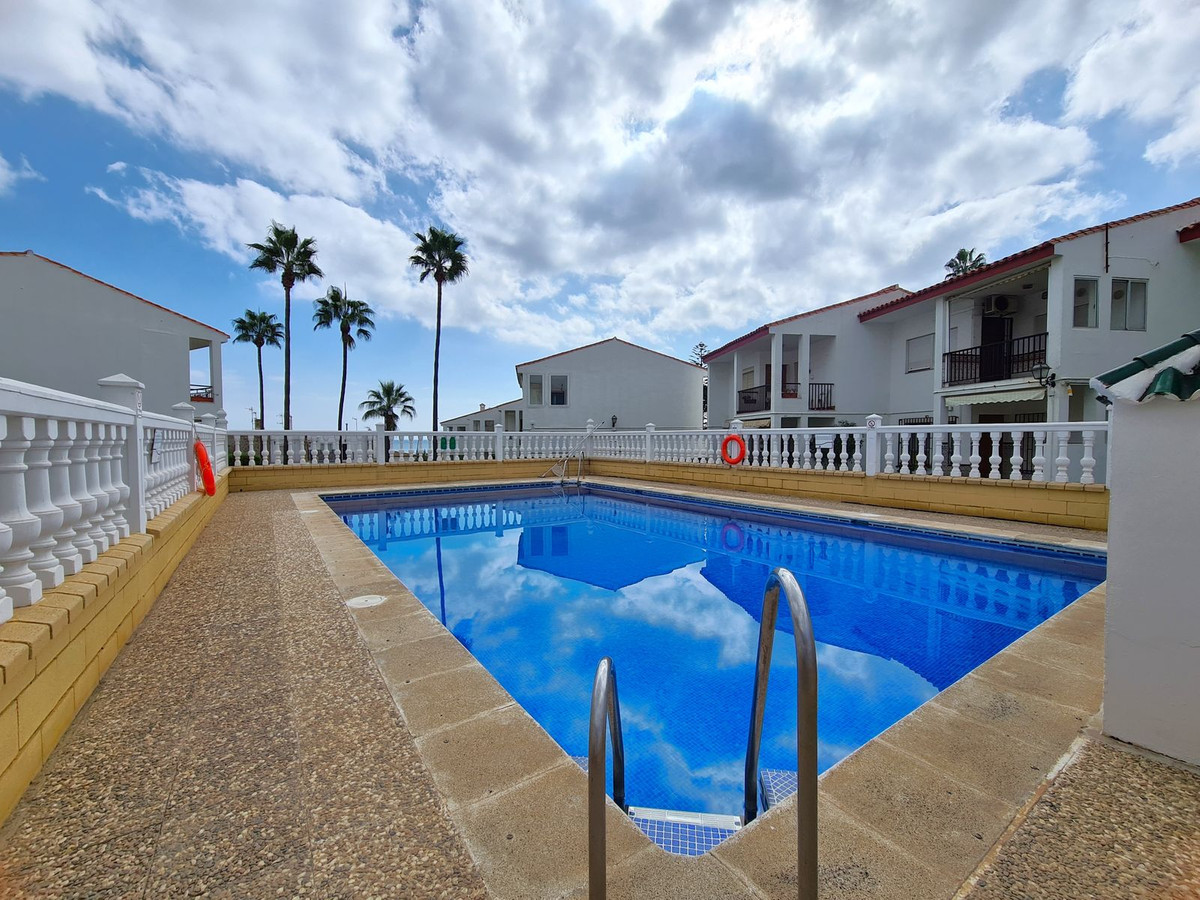 2d85374a9d269ac38205c040cbd12bc2 - 1