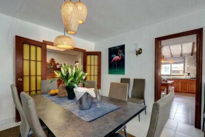 2e8ac0ea63803603be83d196639233ed - 10