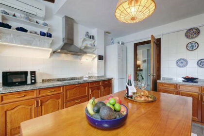 2e8ac0ea63803603be83d196639233ed - 12