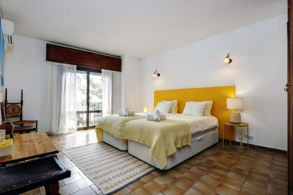 2e8ac0ea63803603be83d196639233ed - 23