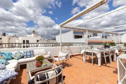 2e8ac0ea63803603be83d196639233ed - 3