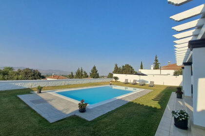 2fdd7c1348b38853e821f60ccfe4a9eb - 1