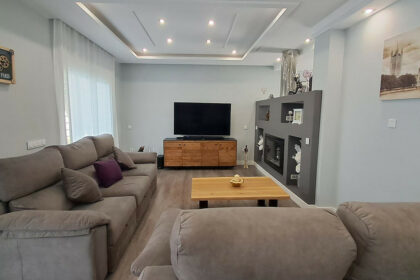 2fdd7c1348b38853e821f60ccfe4a9eb - 12