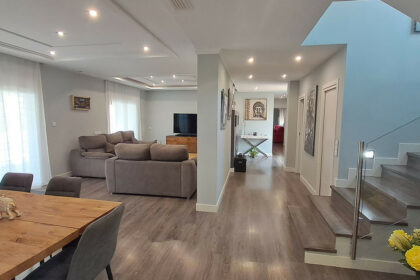 2fdd7c1348b38853e821f60ccfe4a9eb - 14