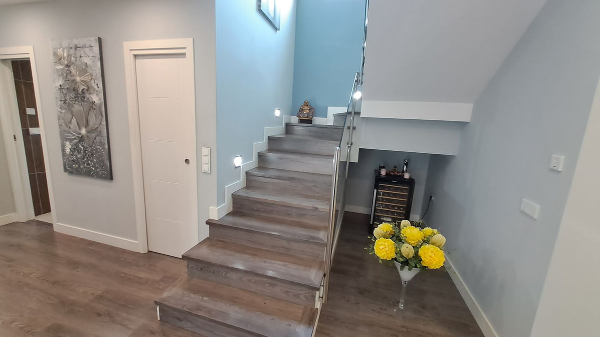 2fdd7c1348b38853e821f60ccfe4a9eb - 15