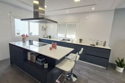 2fdd7c1348b38853e821f60ccfe4a9eb - 16