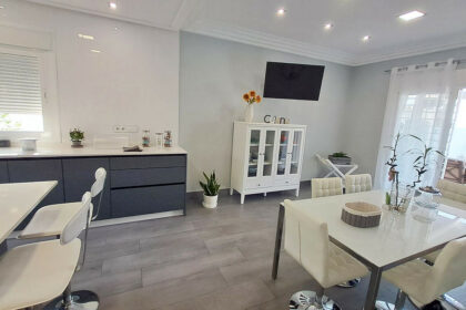 2fdd7c1348b38853e821f60ccfe4a9eb - 17