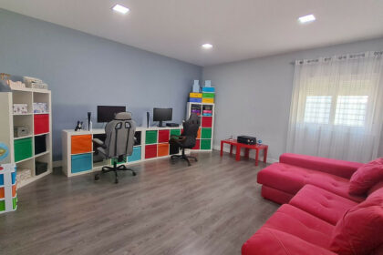 2fdd7c1348b38853e821f60ccfe4a9eb - 21