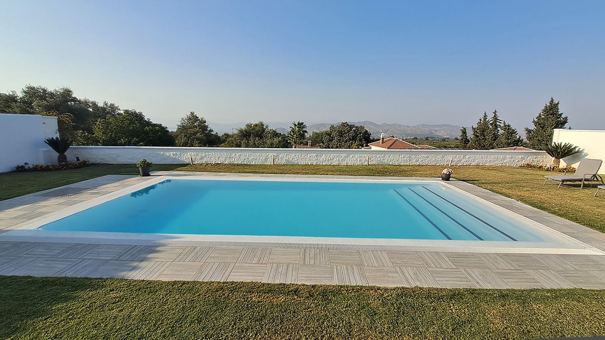 2fdd7c1348b38853e821f60ccfe4a9eb - 5