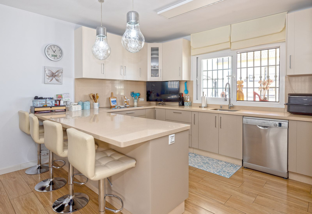 304da72e438c7a63632cfb164315c3f8 - 1