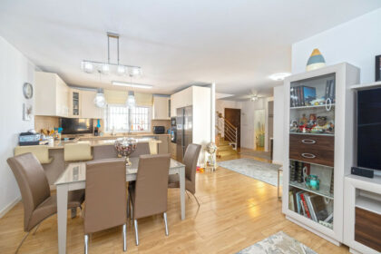 304da72e438c7a63632cfb164315c3f8 - 2