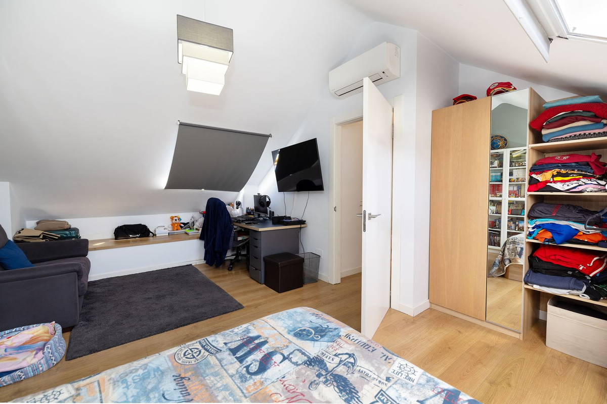 304da72e438c7a63632cfb164315c3f8 - 21