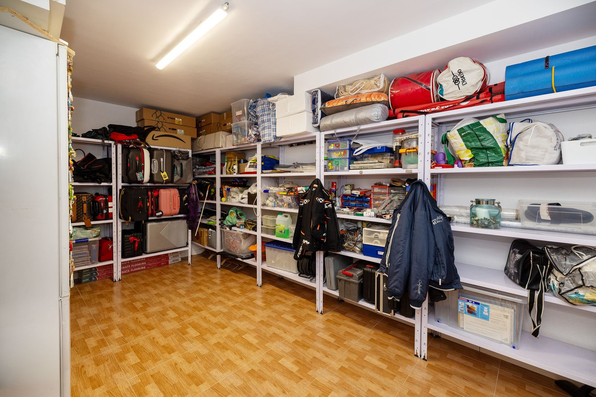 304da72e438c7a63632cfb164315c3f8 - 29