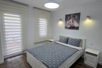 305f2bf1a35ce2e04386e5d1a9518fce - 13