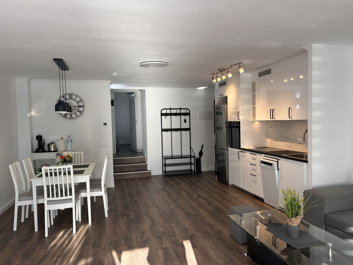 305f2bf1a35ce2e04386e5d1a9518fce - 2