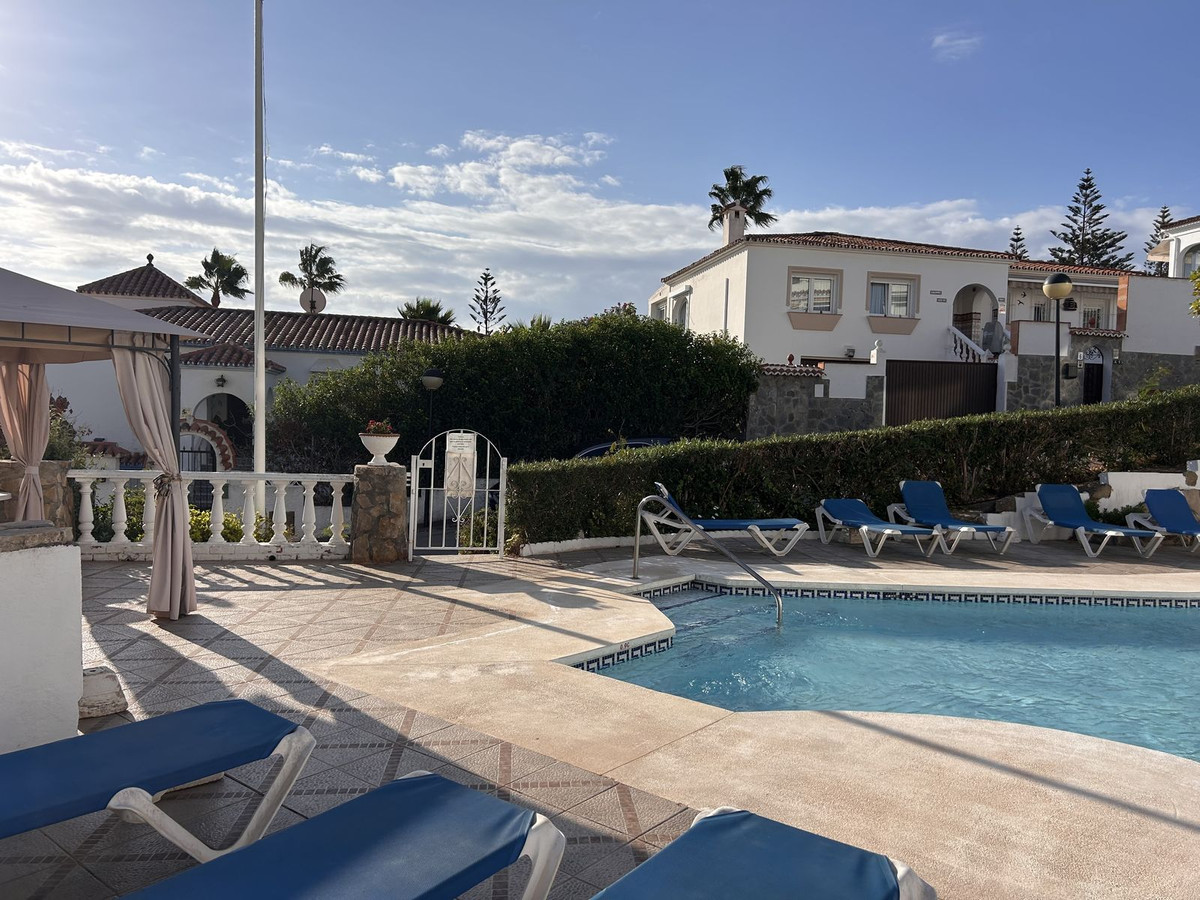 305f2bf1a35ce2e04386e5d1a9518fce - 21