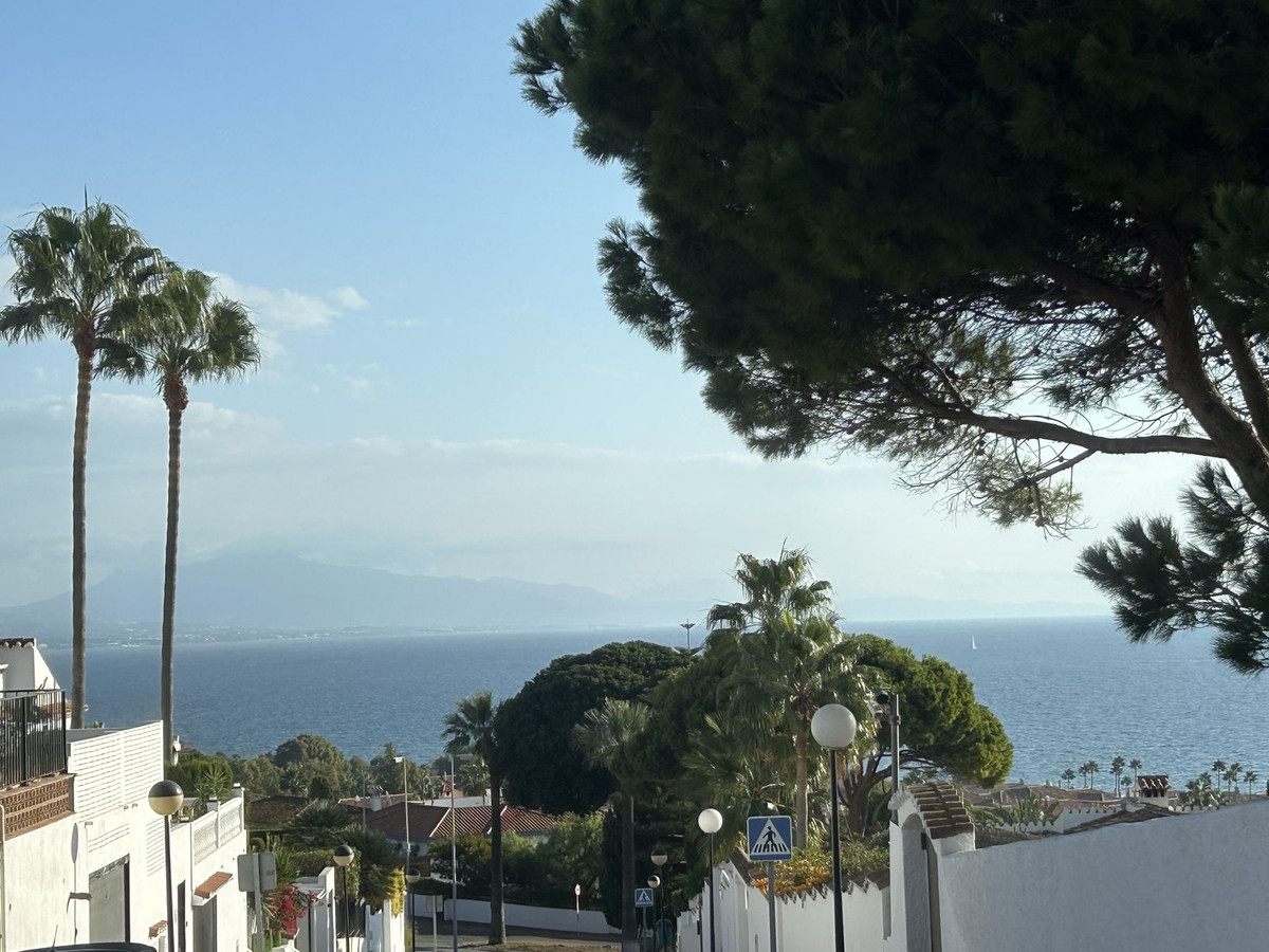 305f2bf1a35ce2e04386e5d1a9518fce - 22