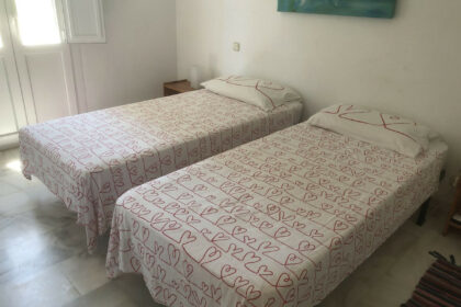 30b0f455b2e63aa04062ca53a884efc4 - 28