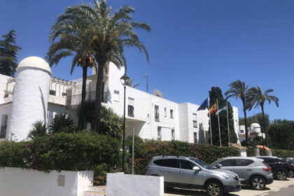 30b0f455b2e63aa04062ca53a884efc4 - 5