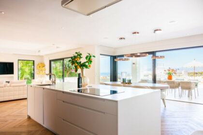 3156e11b1ee763b51999b51d3421d52e - 13