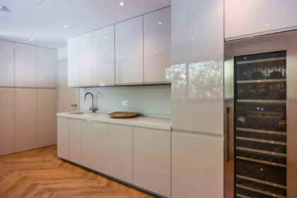 3156e11b1ee763b51999b51d3421d52e - 19